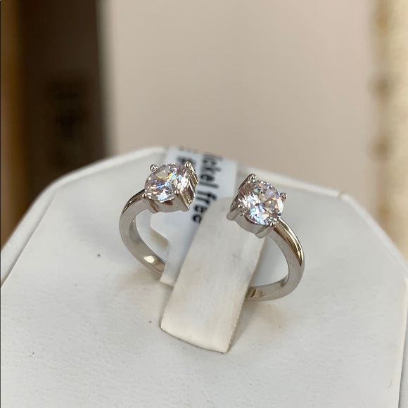 Sterling Silver Cuff Cubic zirconia Ring Band - Picture 4 of 8